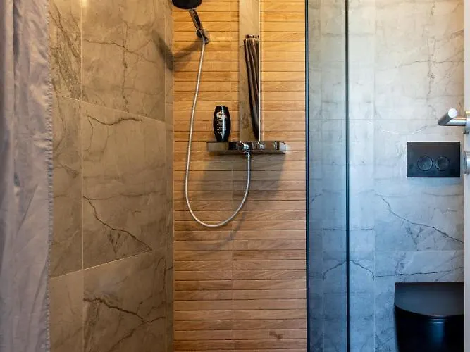 With Private Jacuzzi & Parking Trogir