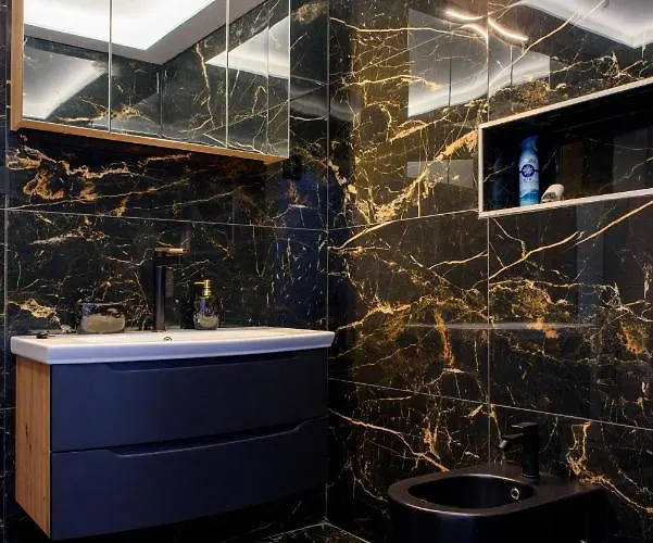 With Private Jacuzzi & Parking * Trogir