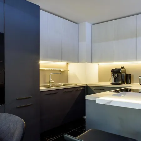 With Private Jacuzzi & Parking * Trogir